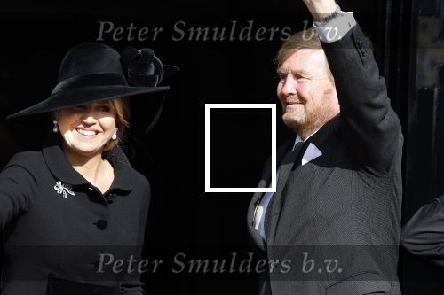 Amsterdam 4 m2i 2022
Dodenherdenking op de dam . Aanwezig oa Koning Willem Alexander Koningin Maxima Mark Rutte en burgemeester Femke Halsema .