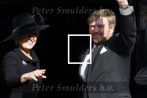 Amsterdam 4 m2i 2022
Dodenherdenking op de dam . Aanwezig oa Koning Willem Alexander Koningin Maxima Mark Rutte en burgemeester Femke Halsema .