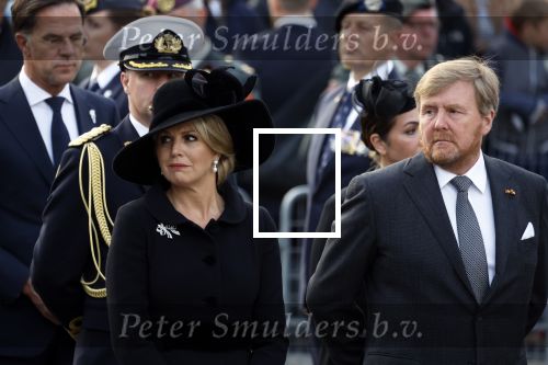 Amsterdam 4 m2i 2022
Dodenherdenking op de dam . Aanwezig oa Koning Willem Alexander Koningin Maxima Mark Rutte en burgemeester Femke Halsema .