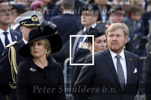 Amsterdam 4 m2i 2022
Dodenherdenking op de dam . Aanwezig oa Koning Willem Alexander Koningin Maxima Mark Rutte en burgemeester Femke Halsema .