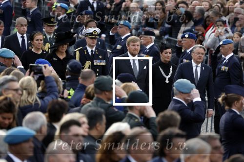 Amsterdam 4 m2i 2022
Dodenherdenking op de dam . Aanwezig oa Koning Willem Alexander Koningin Maxima Mark Rutte en burgemeester Femke Halsema .