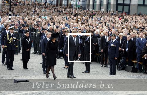 Amsterdam 4 m2i 2022
Dodenherdenking op de dam . Aanwezig oa Koning Willem Alexander Koningin Maxima Mark Rutte en burgemeester Femke Halsema .