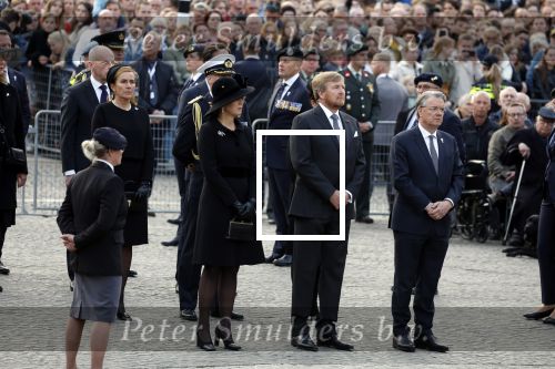 Amsterdam 4 m2i 2022
Dodenherdenking op de dam . Aanwezig oa Koning Willem Alexander Koningin Maxima Mark Rutte en burgemeester Femke Halsema .