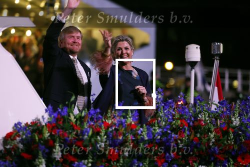 Amsterdam 5 mei 2022
5 mei concert op de amstel bij Carre met oa aanwezig Koning Willem Alexander en Koningin Maxima .