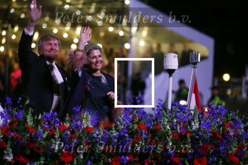 Amsterdam 5 mei 2022
5 mei concert op de amstel bij Carre met oa aanwezig Koning Willem Alexander en Koningin Maxima .