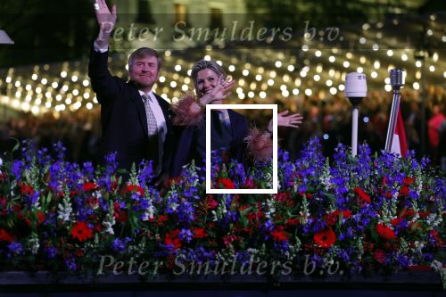 Amsterdam 5 mei 2022
5 mei concert op de amstel bij Carre met oa aanwezig Koning Willem Alexander en Koningin Maxima .