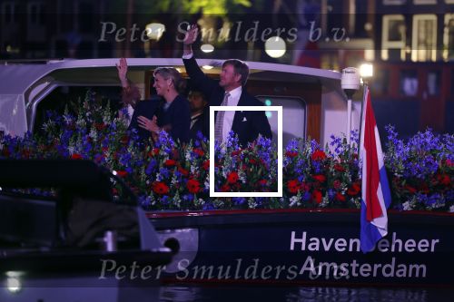 Amsterdam 5 mei 2022
5 mei concert op de amstel bij Carre met oa aanwezig Koning Willem Alexander en Koningin Maxima .
