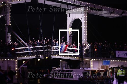 Amsterdam 5 mei 2022
5 mei concert op de amstel bij Carre met oa aanwezig Koning Willem Alexander en Koningin Maxima .