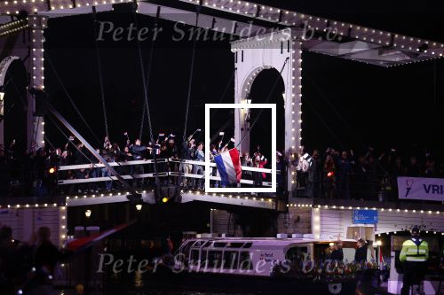 Amsterdam 5 mei 2022
5 mei concert op de amstel bij Carre met oa aanwezig Koning Willem Alexander en Koningin Maxima .