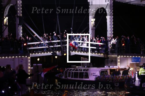 Amsterdam 5 mei 2022
5 mei concert op de amstel bij Carre met oa aanwezig Koning Willem Alexander en Koningin Maxima .
