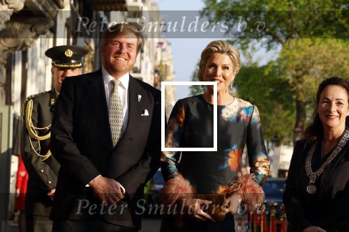 Amsterdam 5 mei 2022
5 mei concert op de amstel bij Carre met oa aanwezig Koning Willem Alexander en Koningin Maxima .