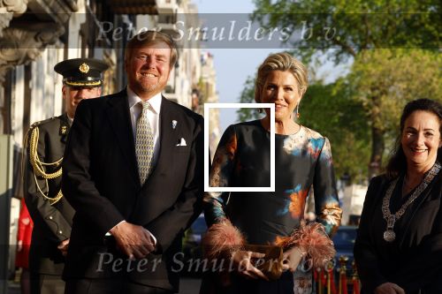 Amsterdam 5 mei 2022
5 mei concert op de amstel bij Carre met oa aanwezig Koning Willem Alexander en Koningin Maxima .