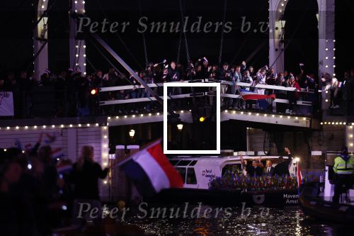 Amsterdam 5 mei 2022
5 mei concert op de amstel bij Carre met oa aanwezig Koning Willem Alexander en Koningin Maxima .
