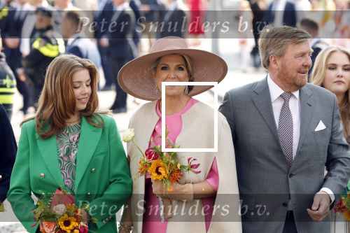 Maastricht 27 april 2022
Koningsdag wordt dit jaar in Maastricht gevierd . Aanwezig Koning Willem Alexander Koningin Maxima Prinses Amalia Prinses Alexia Prinses Ariane Prins Constantijn Prinses Laurentien Prins Maurits Prinses Marilene Prins Bernhard Prinses Annette Prins Floris Prinses Aimee Prins Pieter Christiaan en Prinses Annette.