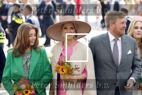 Maastricht 27 april 2022
Koningsdag wordt dit jaar in Maastricht gevierd . Aanwezig Koning Willem Alexander Koningin Maxima Prinses Amalia Prinses Alexia Prinses Ariane Prins Constantijn Prinses Laurentien Prins Maurits Prinses Marilene Prins Bernhard Prinses Annette Prins Floris Prinses Aimee Prins Pieter Christiaan en Prinses Annette.
