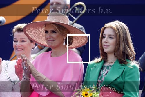 Maastricht 27 april 2022
Koningsdag wordt dit jaar in Maastricht gevierd . Aanwezig Koning Willem Alexander Koningin Maxima Prinses Amalia Prinses Alexia Prinses Ariane Prins Constantijn Prinses Laurentien Prins Maurits Prinses Marilene Prins Bernhard Prinses Annette Prins Floris Prinses Aimee Prins Pieter Christiaan en Prinses Annette.