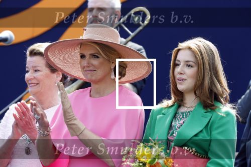 Maastricht 27 april 2022
Koningsdag wordt dit jaar in Maastricht gevierd . Aanwezig Koning Willem Alexander Koningin Maxima Prinses Amalia Prinses Alexia Prinses Ariane Prins Constantijn Prinses Laurentien Prins Maurits Prinses Marilene Prins Bernhard Prinses Annette Prins Floris Prinses Aimee Prins Pieter Christiaan en Prinses Annette.
