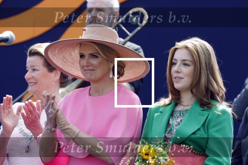 Maastricht 27 april 2022
Koningsdag wordt dit jaar in Maastricht gevierd . Aanwezig Koning Willem Alexander Koningin Maxima Prinses Amalia Prinses Alexia Prinses Ariane Prins Constantijn Prinses Laurentien Prins Maurits Prinses Marilene Prins Bernhard Prinses Annette Prins Floris Prinses Aimee Prins Pieter Christiaan en Prinses Annette.