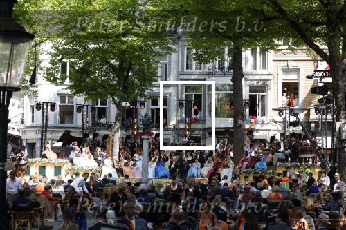 Maastricht 27 april 2022
Koningsdag wordt dit jaar in Maastricht gevierd . Aanwezig Koning Willem Alexander Koningin Maxima Prinses Amalia Prinses Alexia Prinses Ariane Prins Constantijn Prinses Laurentien Prins Maurits Prinses Marilene Prins Bernhard Prinses Annette Prins Floris Prinses Aimee Prins Pieter Christiaan en Prinses Annette.