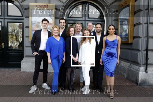 Amsterdam 19 april 2022
Castpresentatie van Les Miserables met oa Sem Gerritsma, Channah Hewitt Mark Roy Luykx Ellen Pieters Milan van Waardenburg Freek Bartels Vajen van den Bosch Producenten Hans Cornelissen en Ruud de Graaf in Koninklijk Theater Carre.