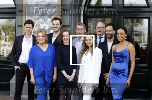 Amsterdam 19 april 2022
Castpresentatie van Les Miserables met oa Sem Gerritsma, Channah Hewitt Mark Roy Luykx Ellen Pieters Milan van Waardenburg Freek Bartels Vajen van den Bosch Producenten Hans Cornelissen en Ruud de Graaf in Koninklijk Theater Carre.