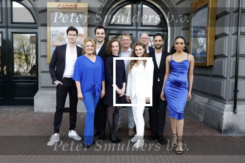 Amsterdam 19 april 2022
Castpresentatie van Les Miserables met oa Sem Gerritsma, Channah Hewitt Mark Roy Luykx Ellen Pieters Milan van Waardenburg Freek Bartels Vajen van den Bosch Producenten Hans Cornelissen en Ruud de Graaf in Koninklijk Theater Carre.