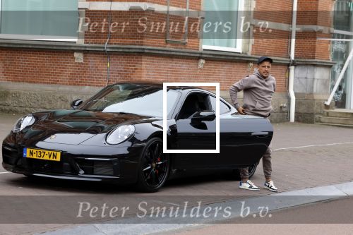 Amsterdam 3 mei 2022
Lik Kleine in zijn nieuwe porsche 911 in amsterdam zuid