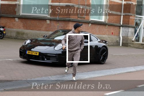 Amsterdam 3 mei 2022
Lik Kleine in zijn nieuwe porsche 911 in amsterdam zuid