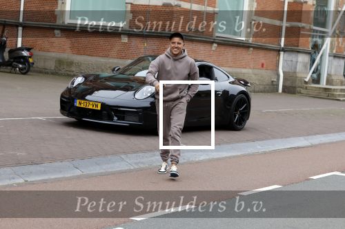 Amsterdam 3 mei 2022
Lik Kleine in zijn nieuwe porsche 911 in amsterdam zuid