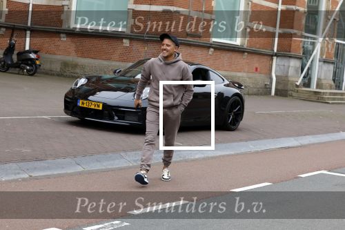 Amsterdam 3 mei 2022
Lik Kleine in zijn nieuwe porsche 911 in amsterdam zuid