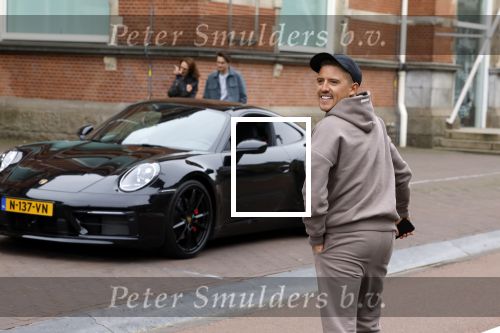Amsterdam 3 mei 2022
Lik Kleine in zijn nieuwe porsche 911 in amsterdam zuid