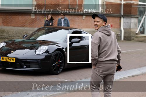 Amsterdam 3 mei 2022
Lik Kleine in zijn nieuwe porsche 911 in amsterdam zuid