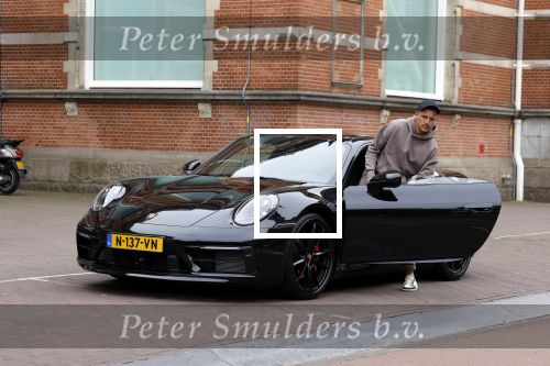 Amsterdam 3 mei 2022
Lik Kleine in zijn nieuwe porsche 911 in amsterdam zuid
