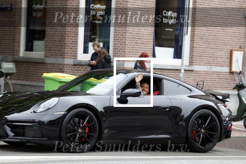 Amsterdam 3 mei 2022
Lik Kleine in zijn nieuwe porsche 911 in amsterdam zuid