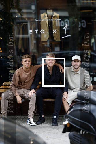 Amsterdam 10 mei 2022
Nathan v Kooperen Lil Kleine en Jacob Ferilli voor 1Amsterdam