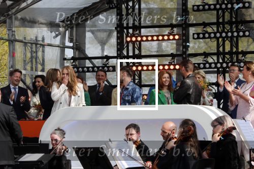 Maastricht 27 april 2022
Koningsdag wordt dit jaar in Maastricht gevierd . Aanwezig Koning Willem Alexander Koningin Maxima Prinses Amalia Prinses Alexia Prinses Ariane Prins Constantijn Prinses Laurentien Prins Maurits Prinses Marilene Prins Bernhard Prinses Annette Prins Floris Prinses Aimee Prins Pieter Christiaan en Prinses Annette. Lucas en Steve