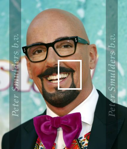 Amsterdam 20 april 2022
Premiere Costa in Tuschinski. Castleden oa , Katja Schuurman Abbey Hoes Soy Kroon Stephanie v Eer Oscar Aerts Sinan Eroglu Roeland Fernhout Tina de Bruin en Lisa Zweerman . De regisseur is Jon Karhaus en Diederik Jekel heeft het script geschreven. Maik de Boer kwam met een kennis