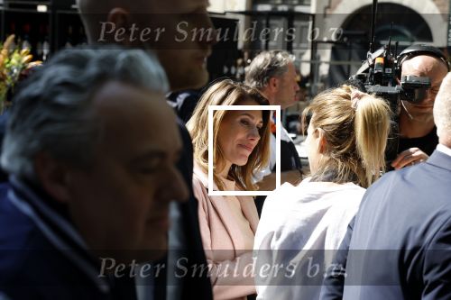 Maastricht 27 april 2022
Koningsdag wordt dit jaar in Maastricht gevierd . Aanwezig Koning Willem Alexander Koningin Maxima Prinses Amalia Prinses Alexia Prinses Ariane Prins Constantijn Prinses Laurentien Prins Maurits Prinses Marilene Prins Bernhard Prinses Annette Prins Floris Prinses Aimee Prins Pieter Christiaan en Prinses Annette. Malou Petter