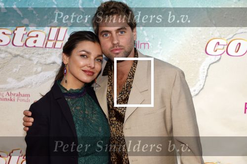 Amsterdam 20 april 2022
Premiere Costa in Tuschinski. Castleden oa , Katja Schuurman Abbey Hoes Soy Kroon Stephanie v Eer Oscar Aerts Sinan Eroglu Roeland Fernhout Tina de Bruin en Lisa Zweerman . De regisseur is Jon Karhaus en Diederik Jekel heeft het script geschreven. Manuel Broekman kwam met zijn vriendin