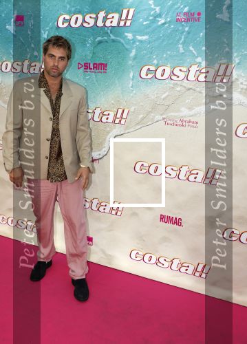 Amsterdam 20 april 2022
Premiere Costa in Tuschinski. Castleden oa , Katja Schuurman Abbey Hoes Soy Kroon Stephanie v Eer Oscar Aerts Sinan Eroglu Roeland Fernhout Tina de Bruin en Lisa Zweerman . De regisseur is Jon Karhaus en Diederik Jekel heeft het script geschreven. Manuel Broekman kwam met zijn vriendin