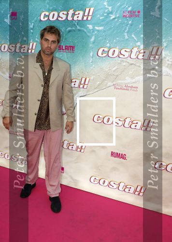 Amsterdam 20 april 2022
Premiere Costa in Tuschinski. Castleden oa , Katja Schuurman Abbey Hoes Soy Kroon Stephanie v Eer Oscar Aerts Sinan Eroglu Roeland Fernhout Tina de Bruin en Lisa Zweerman . De regisseur is Jon Karhaus en Diederik Jekel heeft het script geschreven. Manuel Broekman kwam met zijn vriendin