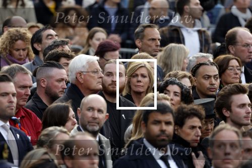 Amsterdam 4 m2i 2022
Dodenherdenking op de dam . Aanwezig oa Koning Willem Alexander Koningin Maxima Mark Rutte en burgemeester Femke Halsema . Maradonnie