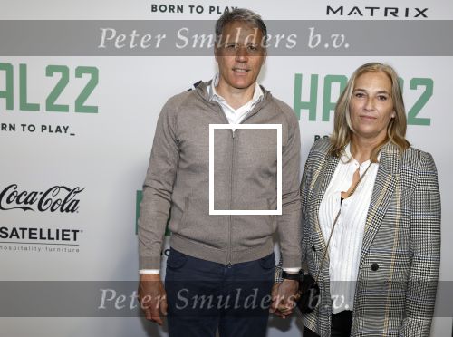 Utrecht 24 april 2022
Opening hal 22.        ( Padel bowling fitness en squash)
De eigenaren zijn Marco v Basten Frank Rijkaard Parry Overeem Barry Atsma en Edwin Oosterlaar. Marco kwam met zijn vrouw Liesbeth