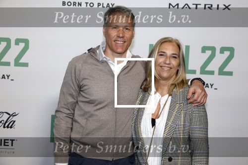 Utrecht 24 april 2022
Opening hal 22.        ( Padel bowling fitness en squash)
De eigenaren zijn Marco v Basten Frank Rijkaard Parry Overeem Barry Atsma en Edwin Oosterlaar. Marco kwam met zijn vrouw Liesbeth