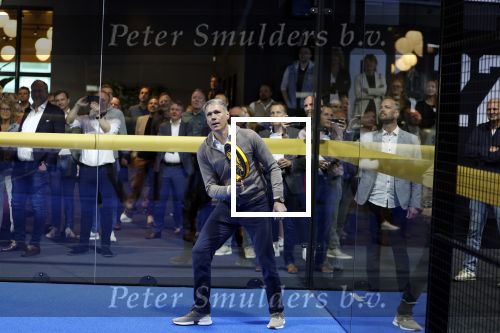 Utrecht 24 april 2022
Opening hal 22.        ( Padel bowling fitness en squash)
De eigenaren zijn Marco v Basten Frank Rijkaard Parry Overeem Barry Atsma en Edwin Oosterlaar.