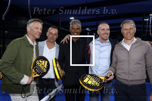 Utrecht 24 april 2022
Opening hal 22.        ( Padel bowling fitness en squash)
De eigenaren zijn Marco v Basten Frank Rijkaard Perry Overeem Barry Atsma en Edwin Oosterlaar.