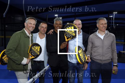 Utrecht 24 april 2022
Opening hal 22.        ( Padel bowling fitness en squash)
De eigenaren zijn Marco v Basten Frank Rijkaard Perry Overeem Barry Atsma en Edwin Oosterlaar.