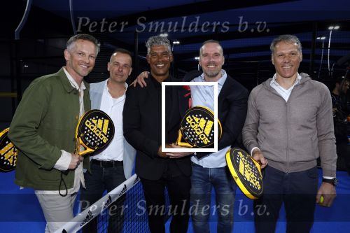 Utrecht 24 april 2022
Opening hal 22.        ( Padel bowling fitness en squash)
De eigenaren zijn Marco v Basten Frank Rijkaard Perry Overeem Barry Atsma en Edwin Oosterlaar.