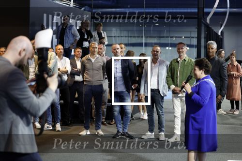 Utrecht 24 april 2022
Opening hal 22.        ( Padel bowling fitness en squash)
De eigenaren zijn Marco v Basten Frank Rijkaard Perry Overeem Barry Atsma en Edwin Oosterlaar.