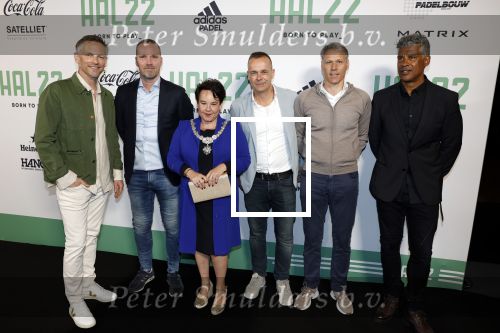 Utrecht 24 april 2022
Opening hal 22.        ( Padel bowling fitness en squash)
De eigenaren zijn Marco v Basten Frank Rijkaard Perry Overeem Barry Atsma en Edwin Oosterlaar. Burgemeester Sharon Dijksma deed de opening
